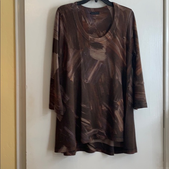 Top - Picture 1 of 1